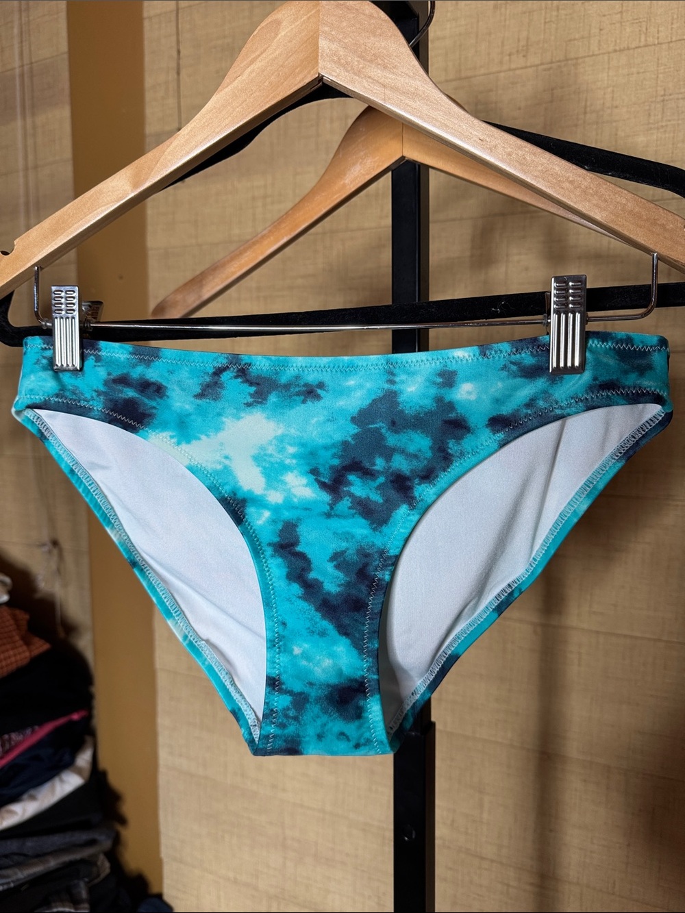 Old Navy Blue Tie Dye Twist Front Bikini Set Size Small Like New - Picture 10 of 12